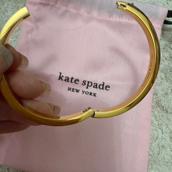 ✨Brand New Kate Spade Yellow Gold Bangle - Picture 7 of 10